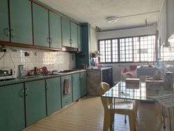 Blk 220 Serangoon Avenue 4 (Serangoon), HDB 3 Rooms #576353901